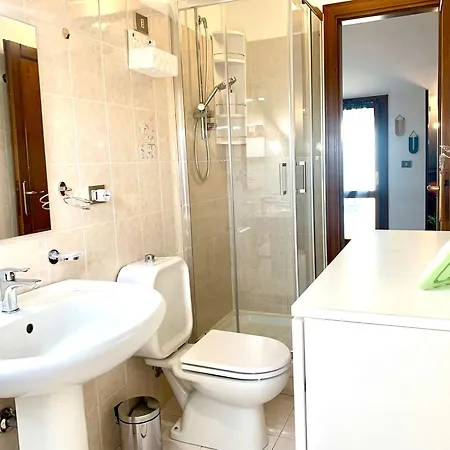 Casa Rosello - Con Terrazza - Due Passi Dal Centro Apartman *