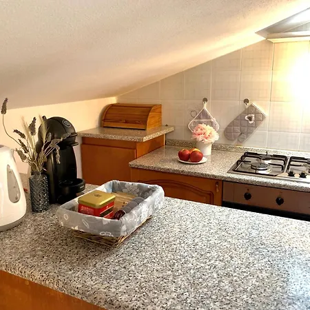Casa Rosello - Con Terrazza - Due Passi Dal Centro Apartman